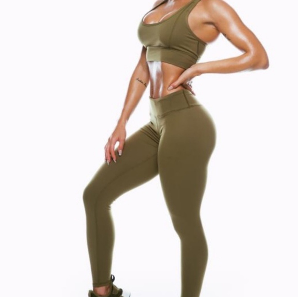 Saski collection khaki leggings
